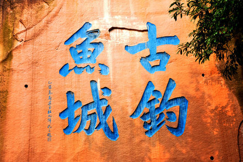 �ϴ������